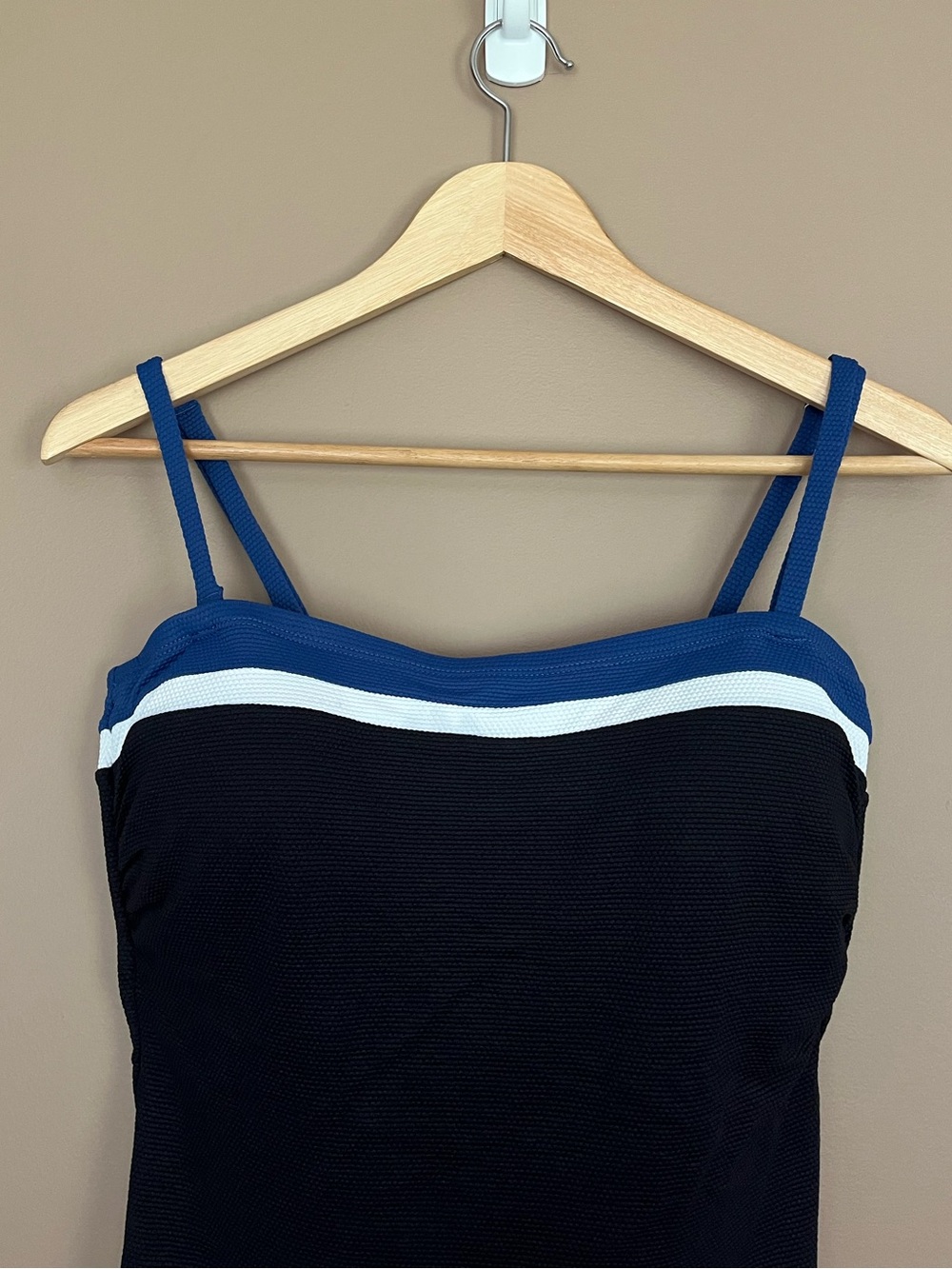 {Tommy Bahama} Island Cays Colorblock Tankini & Swim Skort - Womens Medium - NWT - Picture 3 of 15